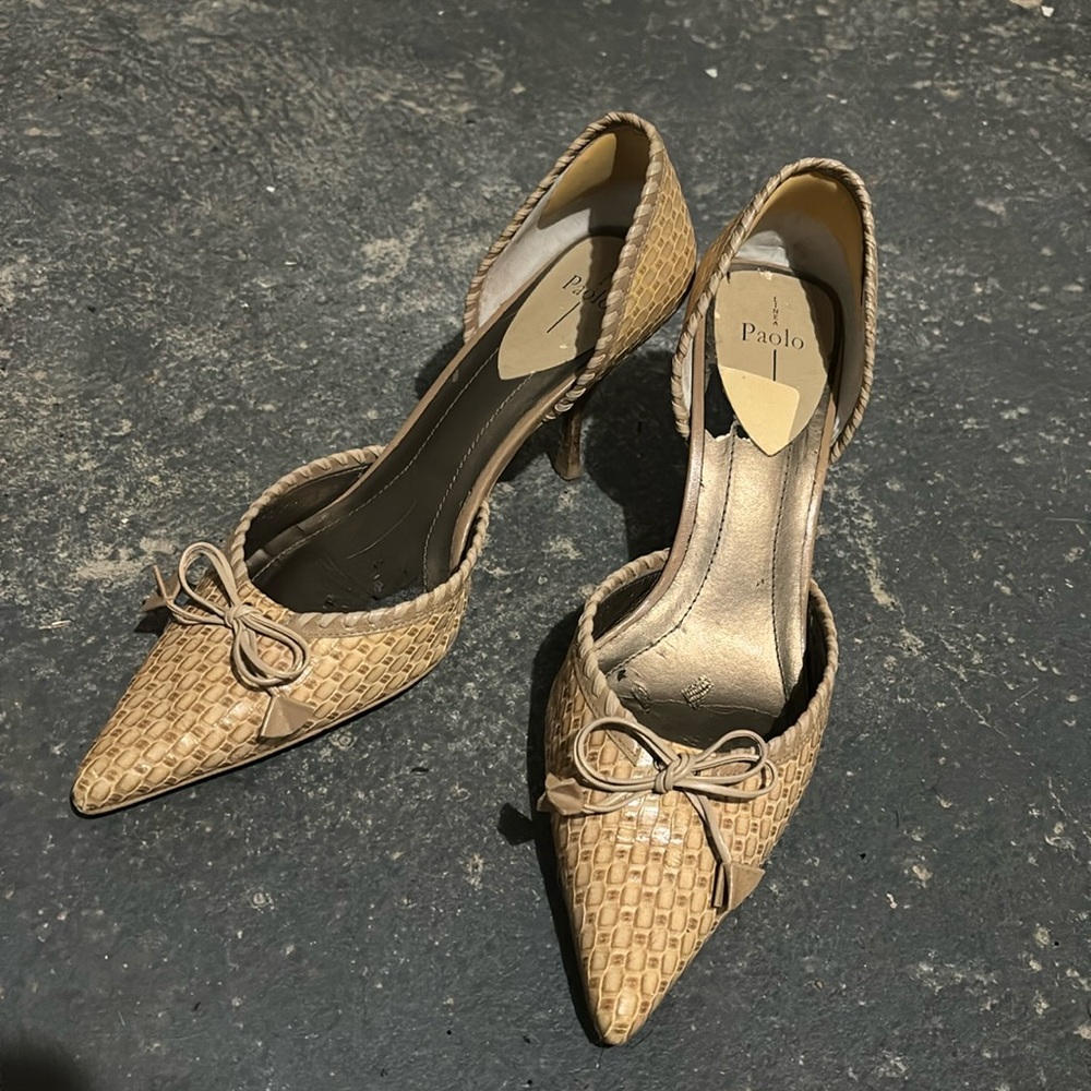 woven pointed toe kitten heels